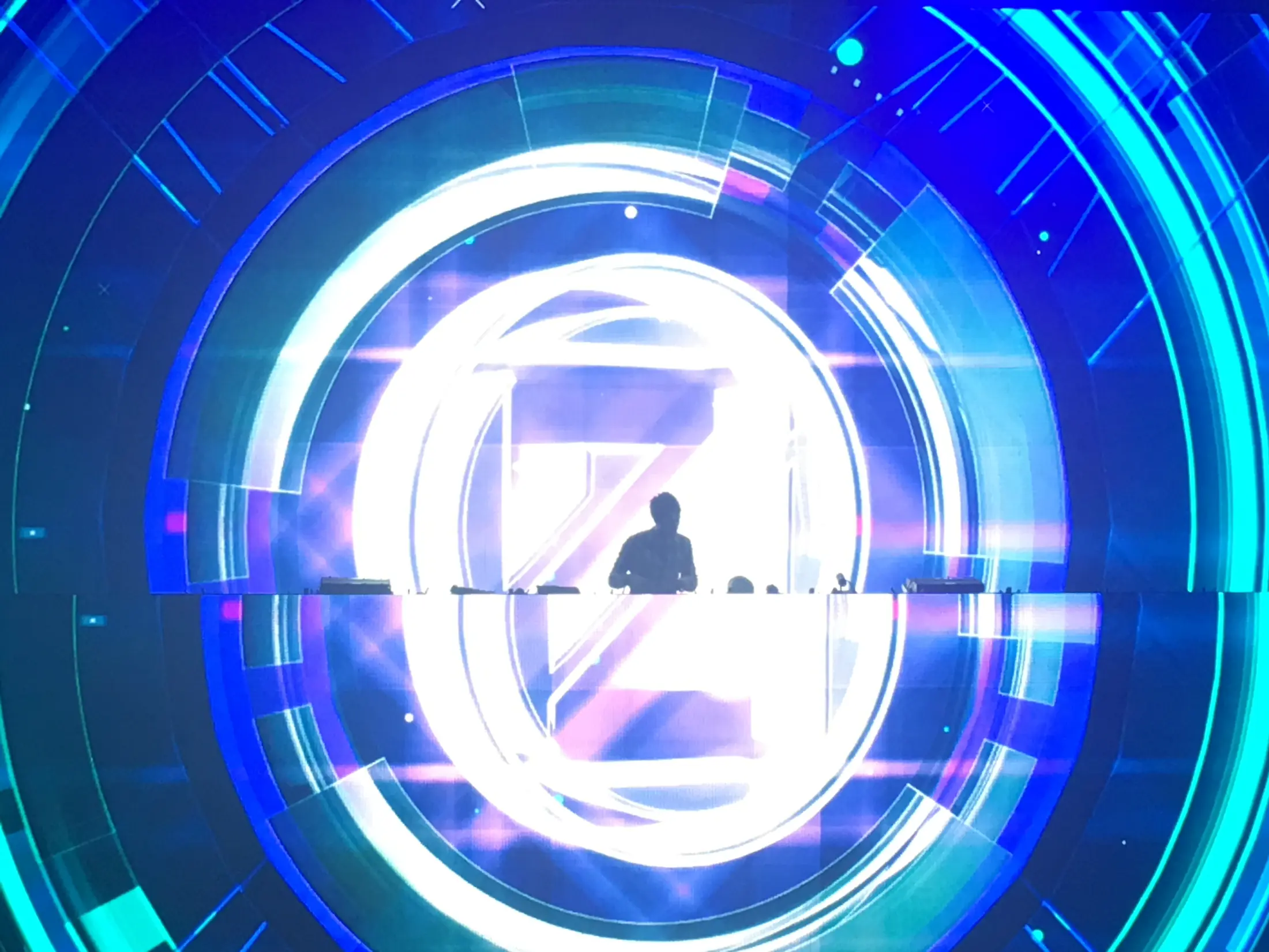 2015 Zedd photo 15